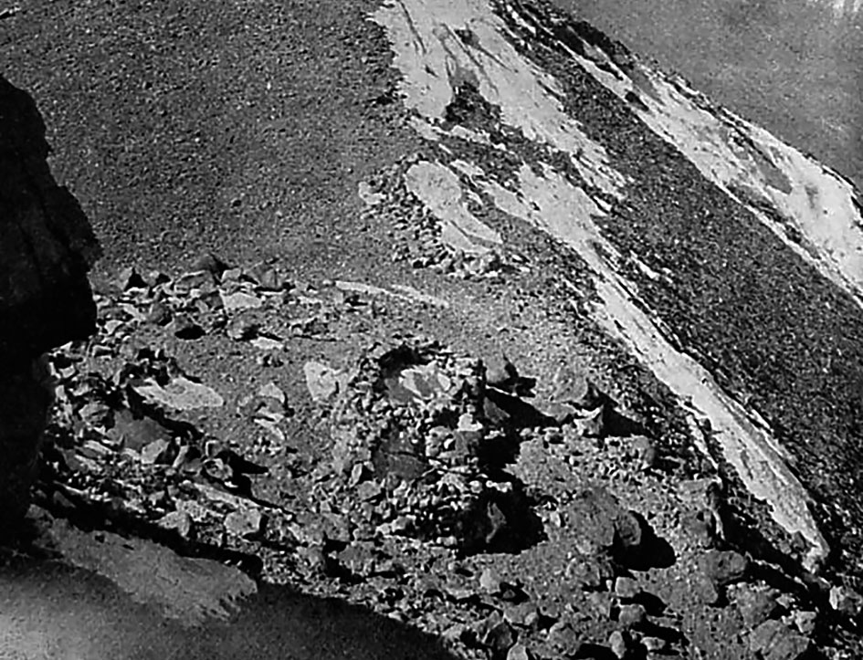 Primera expedición con fines arqueológicos realizadas en el volcán Llullaillaco a fines de la década de 1950, Salta. Foto: Mathias Rebitsch