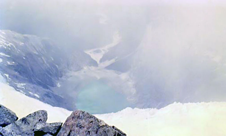 Desde la cumbre del Cholila, Laguna Triste, Chubut