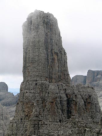 Guglia di Brenta, Dolomitas, Italia.