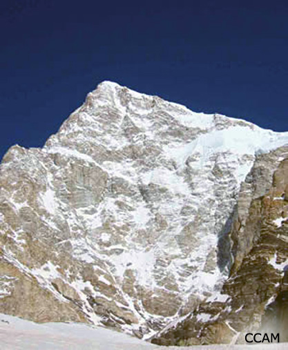 Cara Sur Este del monte Kamet, Himalaya, India
