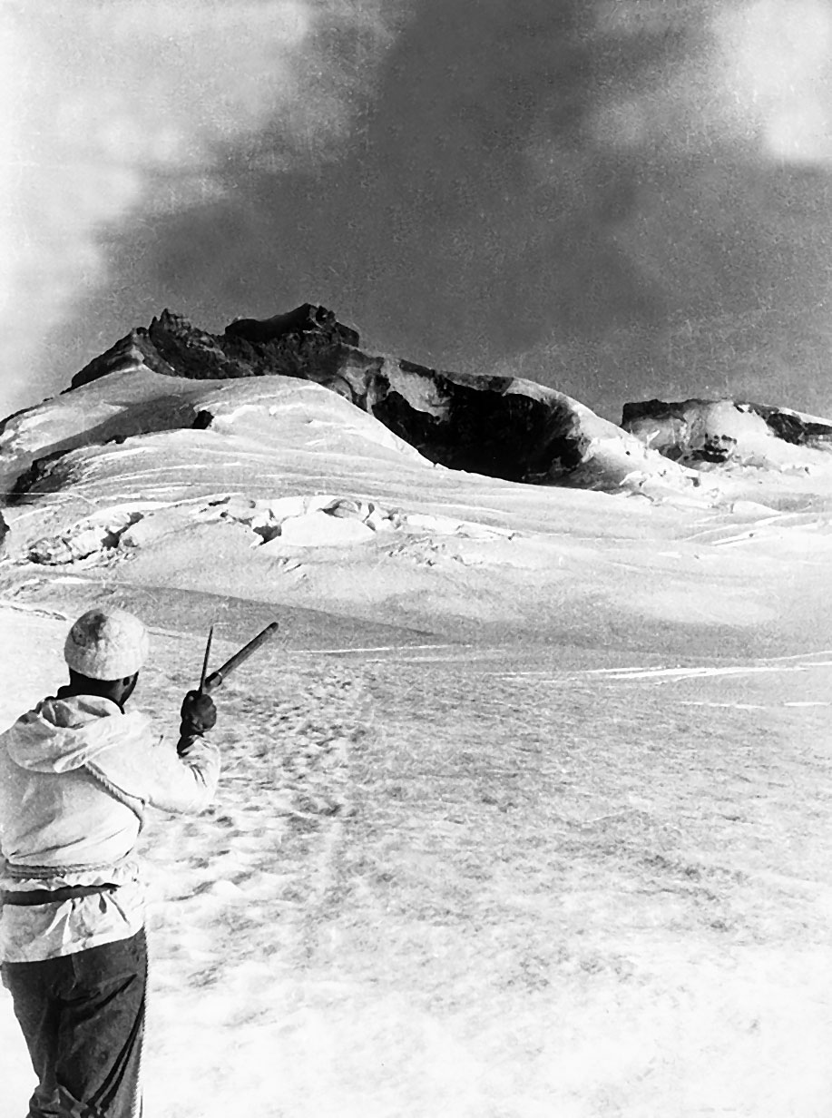 Ascención al Cerro Tronador en 1958, Río Negro. Foto: Colección Mario Califano