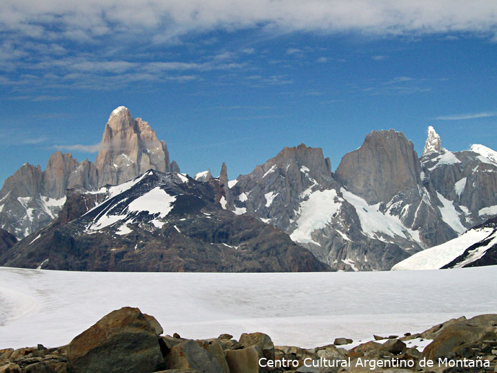 Fitz Roy visto desde los Hielos Continentales, Santa Cruz. Foto: Guillermo Martin