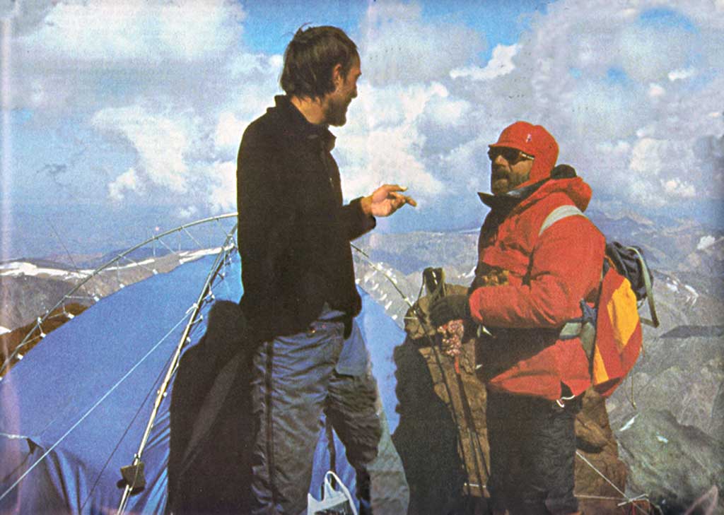 Entrevista en la cima del Aconcagua a Fernando Garrido por Cesar Perez de Tudela