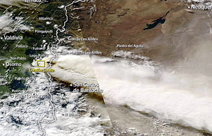 Imagen satelital del avance de las cenizas del Volcán Puyehue, Chile, debido a los vientos NO-SE llegan a Puerto Madryn, Argentina