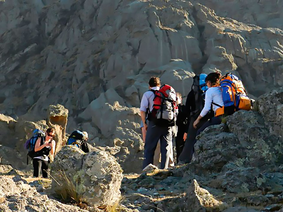 Trekking en Los Gigantes, Senda Norte, Valle de Los Lisos. Montañismo, Universidad Nacional de Córdoba. Foto: UNC