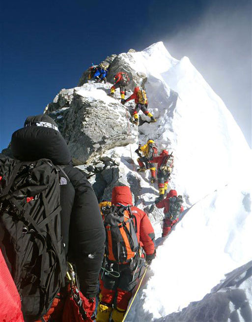 Trepando el escalón Hillary. Expedición Argentina 2010 al Everest