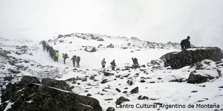 Vallecitos entre nubes, Mendoza