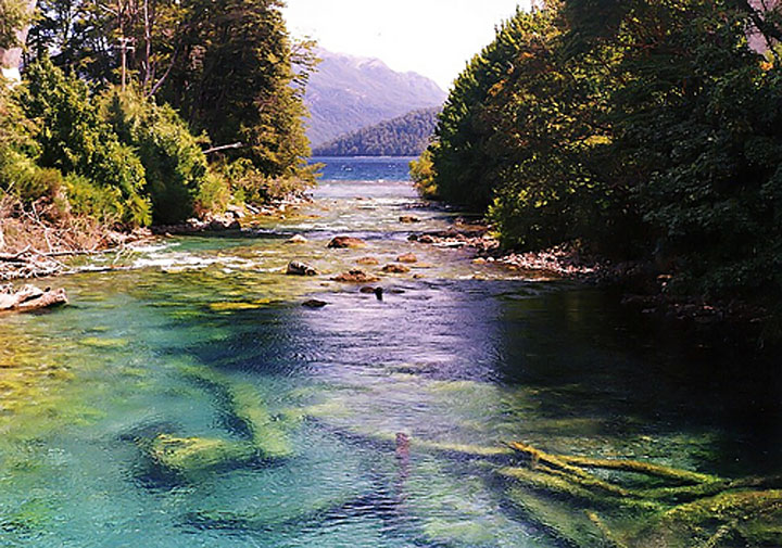 Rio Correntoso, Villa La Angostura. Foto: www.guiaverde.net
