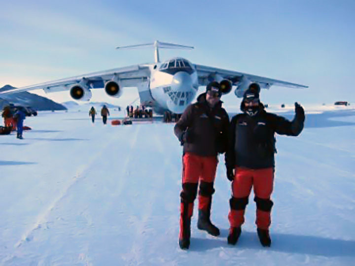 Arribando a la Antártida, Polo Sur. Foto: Albert Bosch