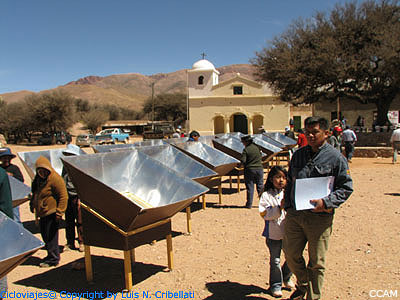 Hornos solares en el pueblo de Las Hornaditas, Jujuy.