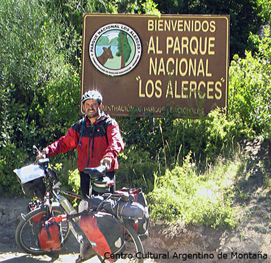 Luis Cribellati en el Parque Nacional Los Alerces 