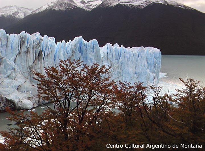 Glaciar Perito Moreno en el PN Glaciares, Santa Cruz, Patagonia