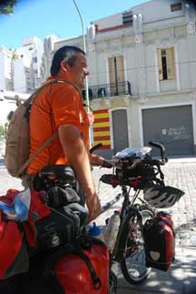 Luis Cribellati partiendo desde Buenos Aires.