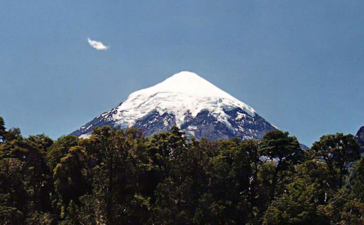 Volc&aacute;n Lan&iacute;n, Neuqu&eacute;n, Argentina.