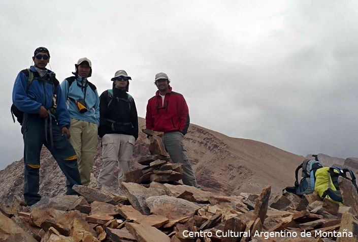 Cumbre cerro Capacocha a 5.208 mts. Foto: César Wayar
