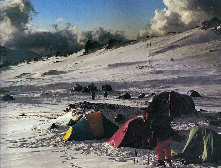 Nido de Cóndores, Aconcagua, Mendoza