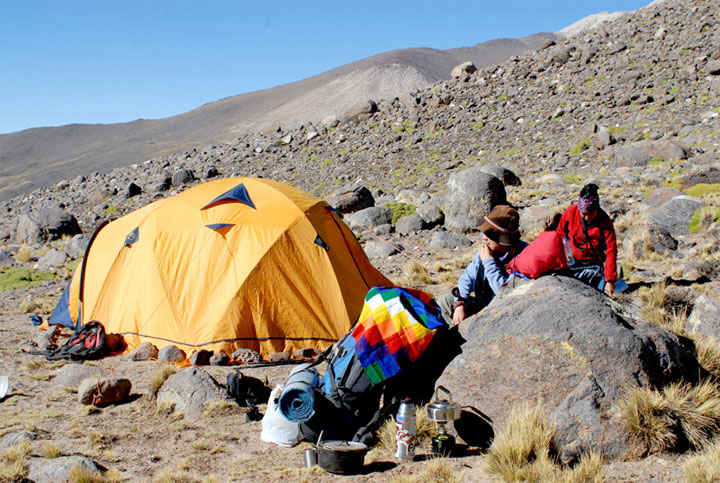 Campamento 1. Expedición femenina al Nevado de Cachi