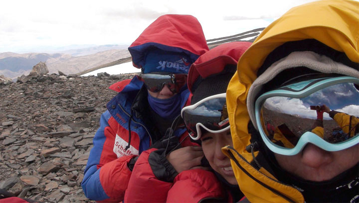 En la cumbre. Expedición femenina al Nevado de Cachi