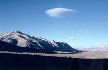 Nube del zonda en las nacientes del Valle del Cura.